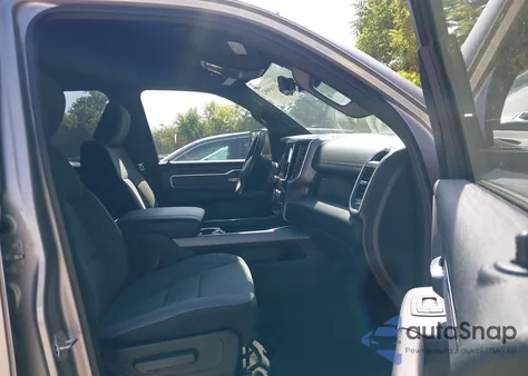 2022 Ram 1500 Big Horn 4X4 5'7 Box из США, поврежденный, VIN 1C6SRFFT4NN259417